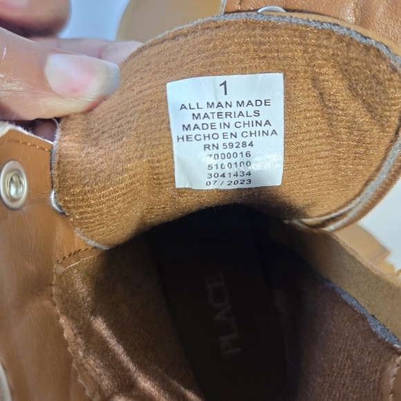 The Children's Place Girls Quilted Brown Boots Sz. 1 - Picture 5 of 7